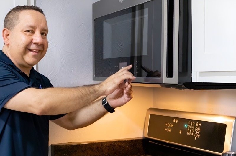 Buld-in Microwave Repair in San Jose